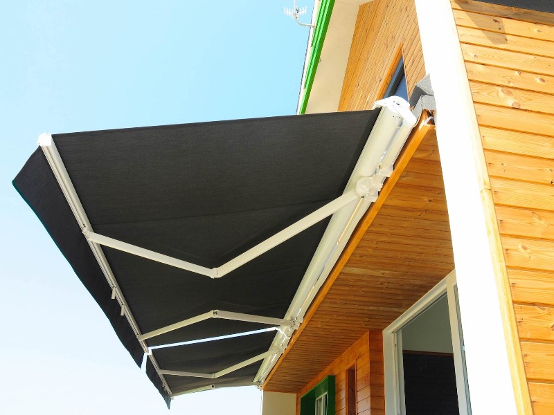 Kültéri terasz árnyékoló